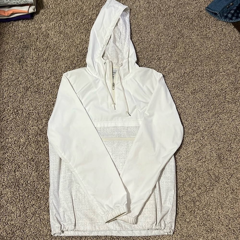 Boys Medium White/Gray windbreaker